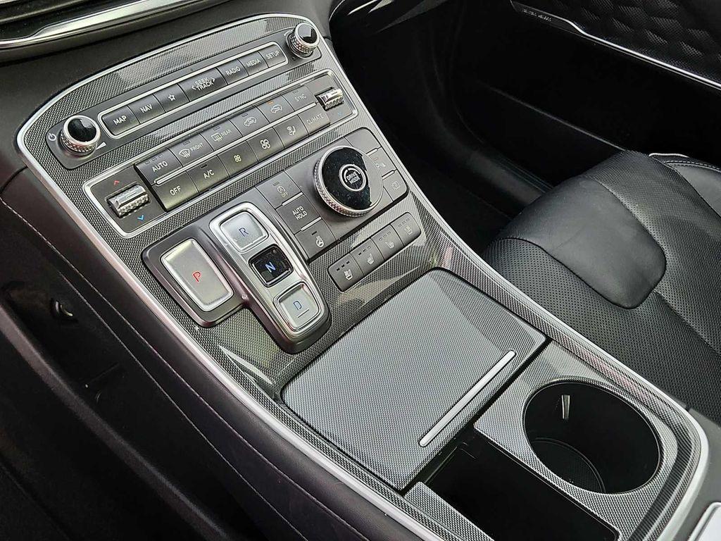 used 2022 Hyundai Santa Fe car, priced at $23,899