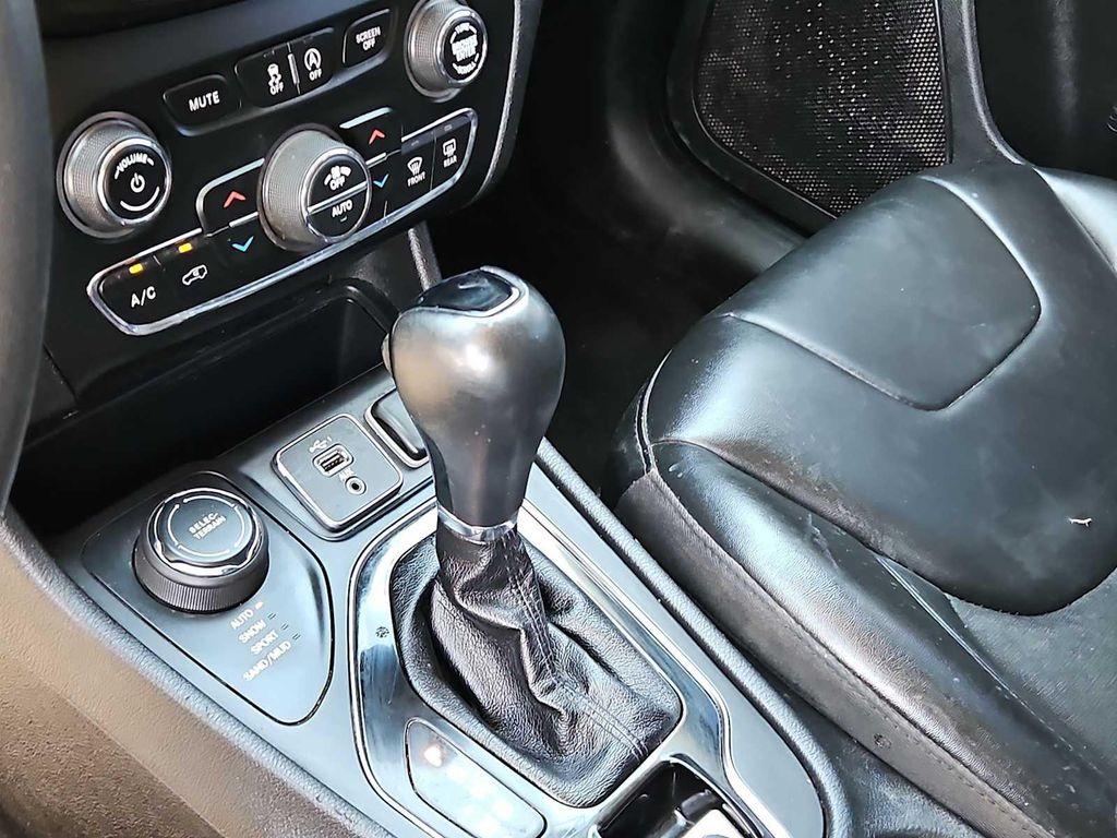 used 2020 Jeep Cherokee car, priced at $16,779