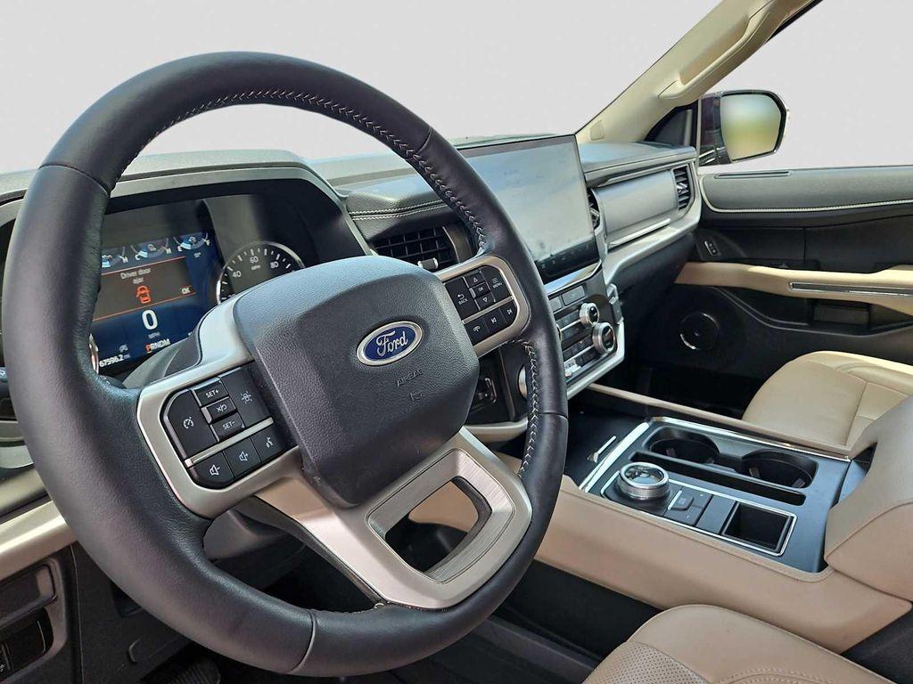 used 2023 Ford Expedition car, priced at $41,998