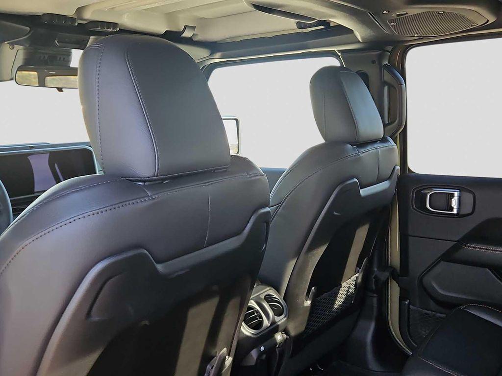 new 2026 Jeep Gladiator car, priced at $48,610