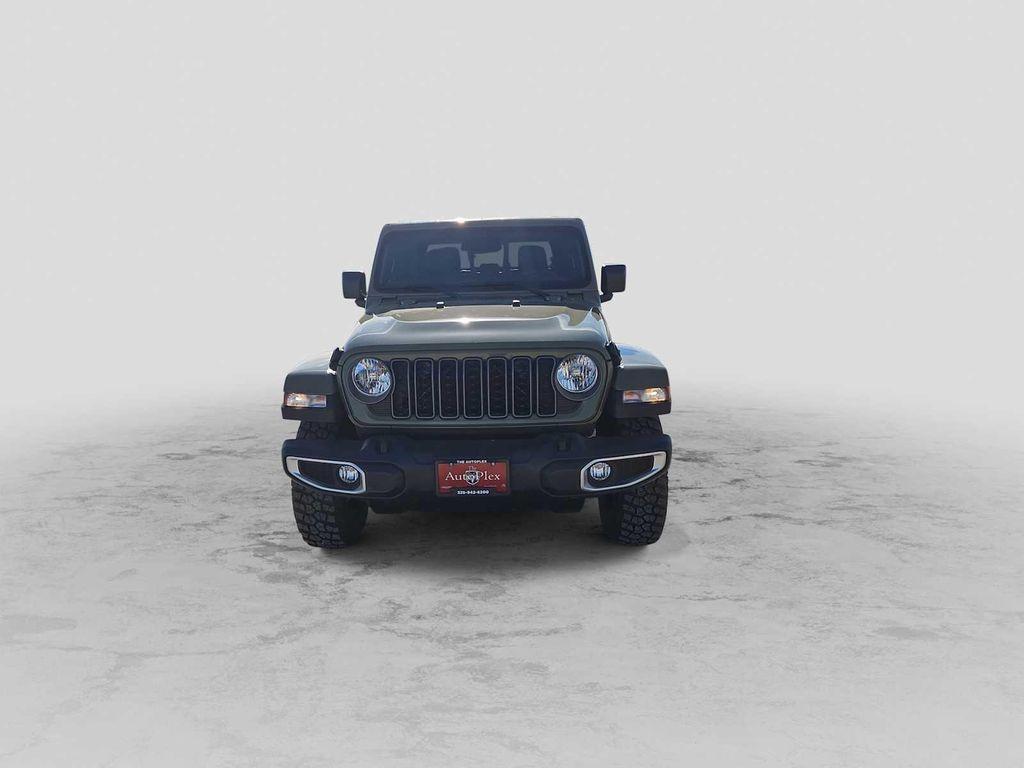new 2026 Jeep Gladiator car, priced at $48,610