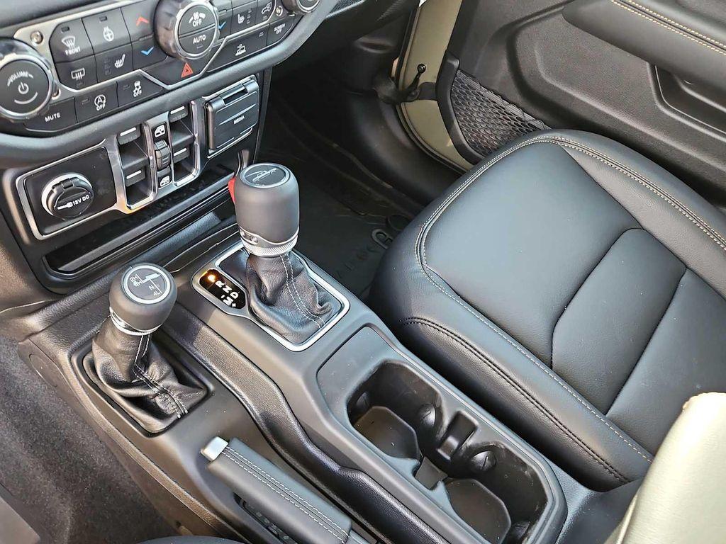 new 2026 Jeep Gladiator car, priced at $48,610