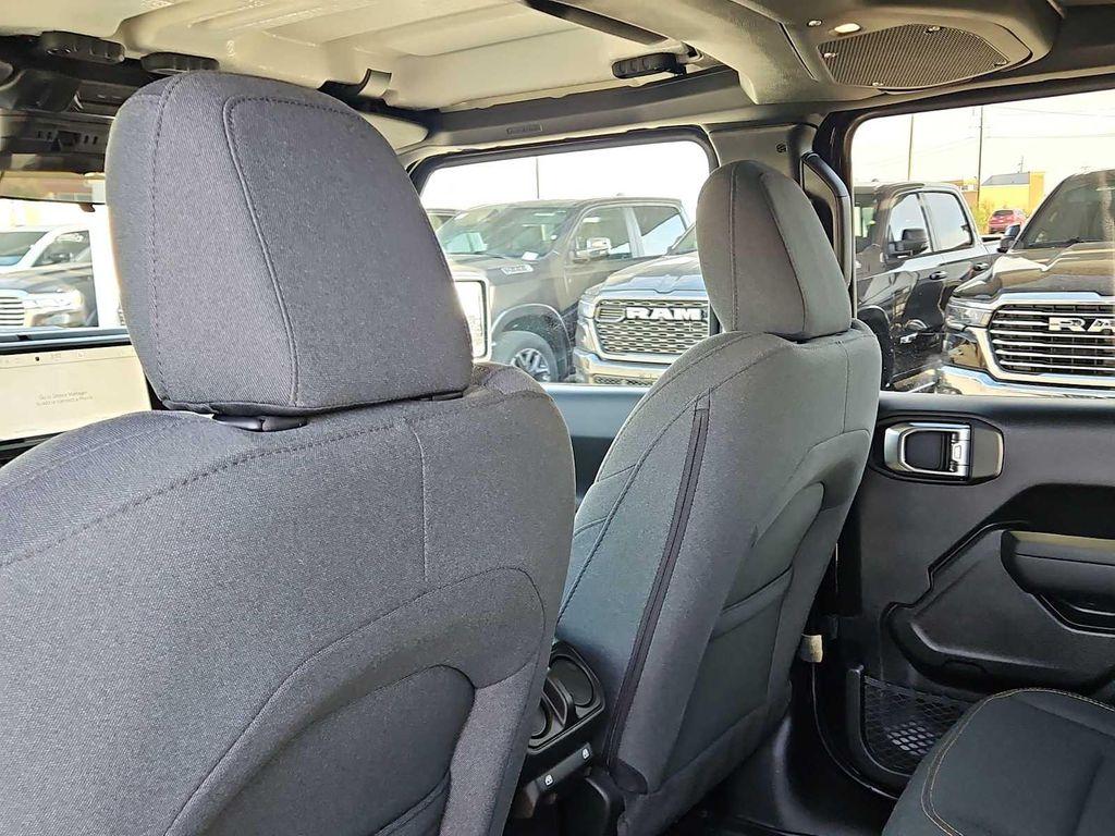 new 2026 Jeep Wrangler car, priced at $48,475