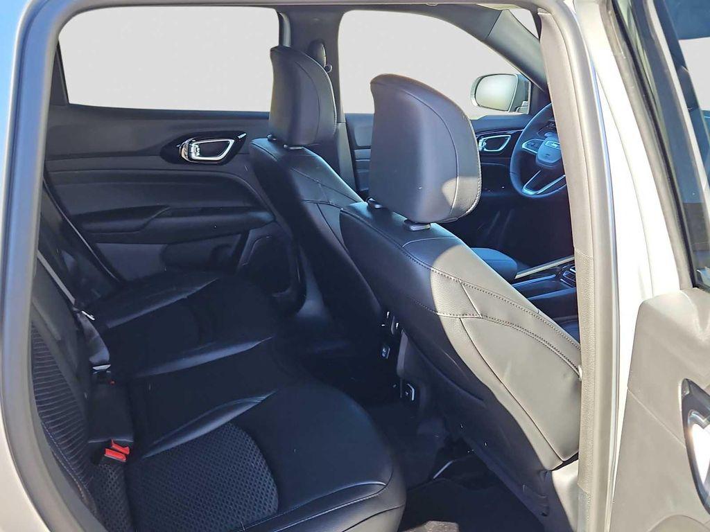 new 2026 Jeep Compass car, priced at $30,805