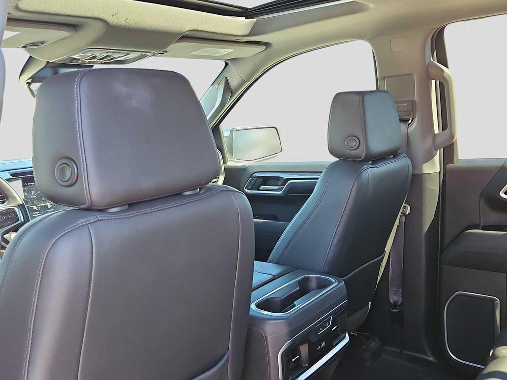 used 2022 Chevrolet Silverado 1500 car, priced at $43,499