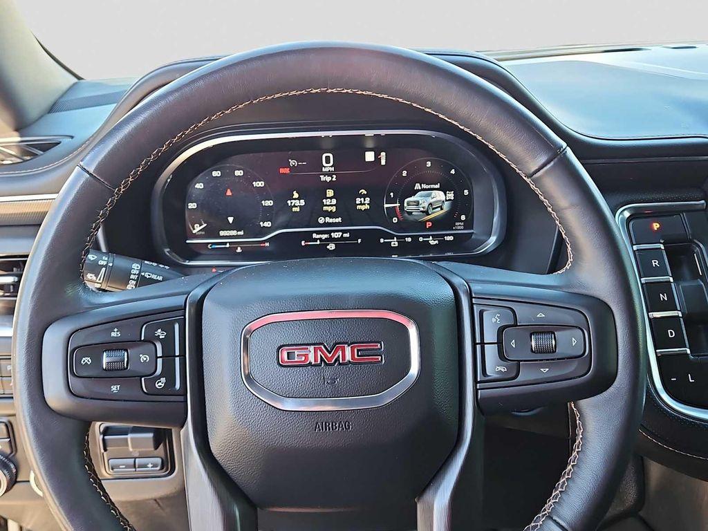 used 2022 GMC Yukon XL car, priced at $44,784