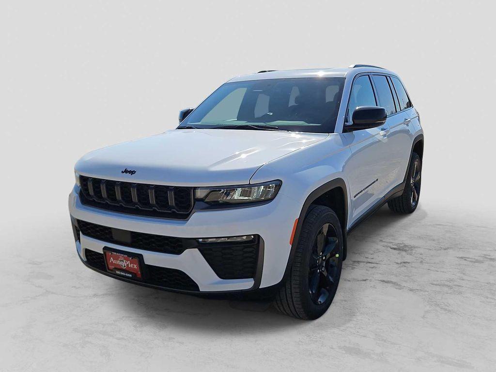 new 2026 Jeep Grand Cherokee car, priced at $48,735