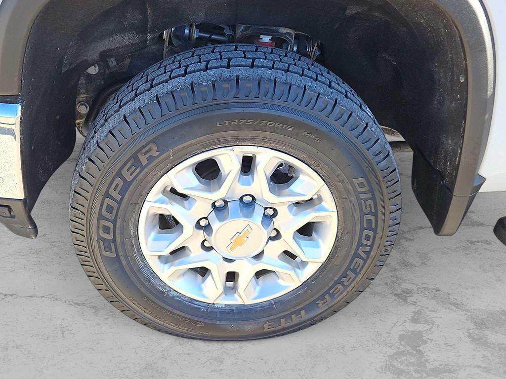 used 2024 Chevrolet Silverado 2500 car, priced at $49,393