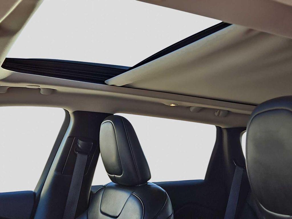 used 2019 Jeep Cherokee car, priced at $15,999