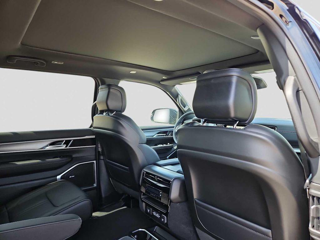 new 2026 Jeep Grand Wagoneer L car, priced at $67,537