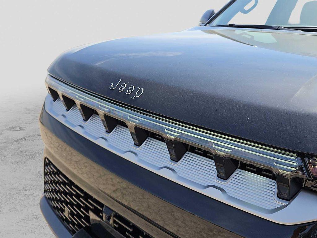 new 2026 Jeep Grand Wagoneer L car, priced at $67,537