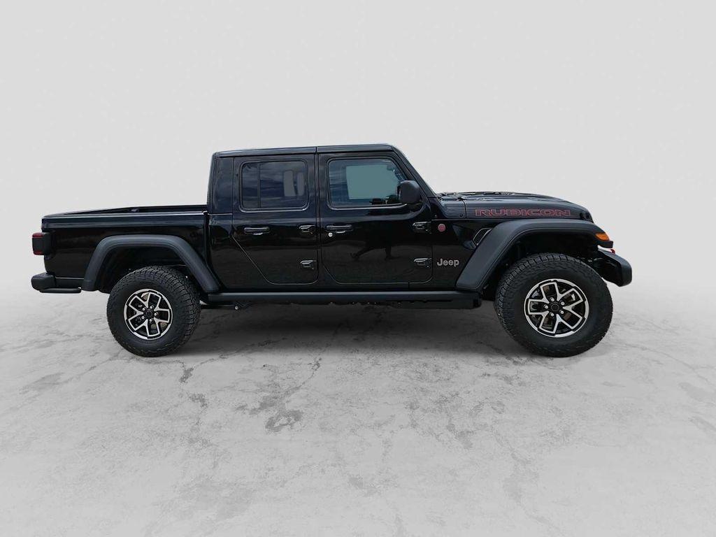 new 2026 Jeep Gladiator car, priced at $52,975