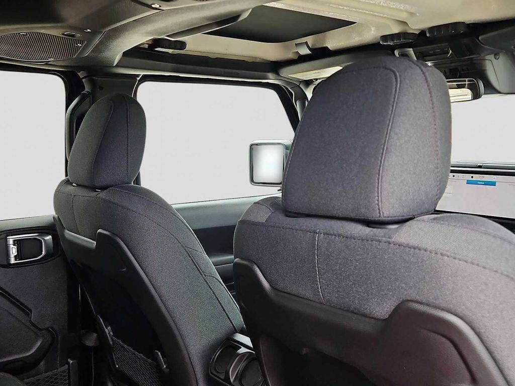new 2026 Jeep Gladiator car, priced at $52,975