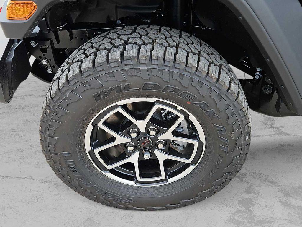 new 2026 Jeep Gladiator car, priced at $52,975