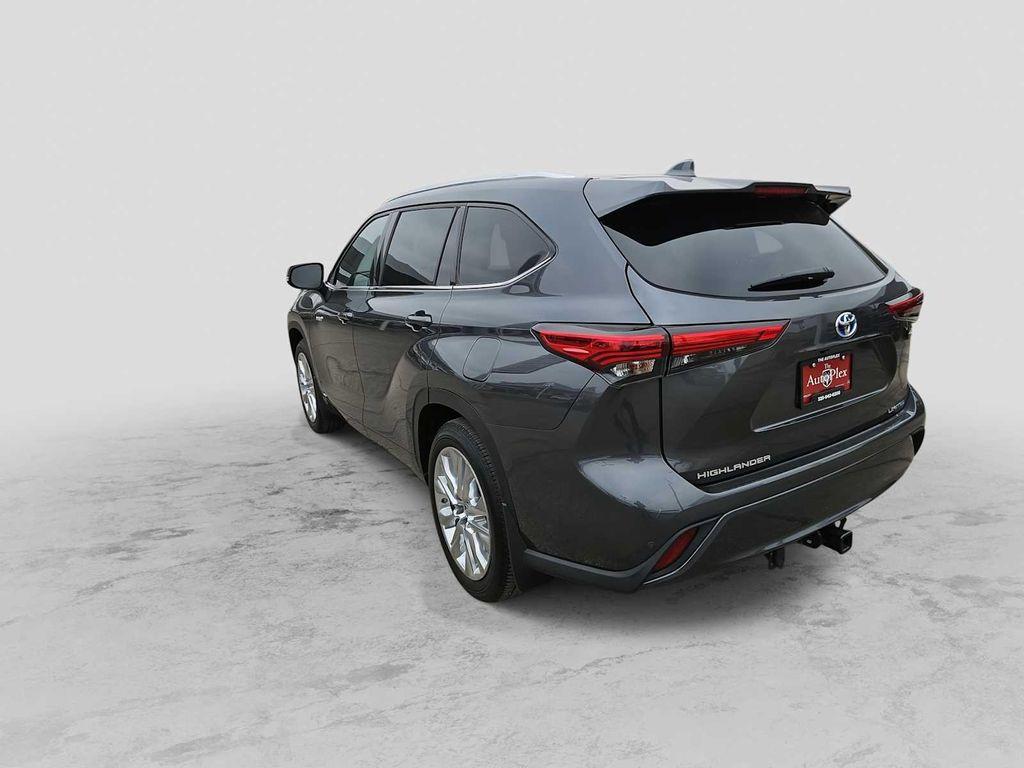 used 2021 Toyota Highlander Hybrid car, priced at $37,140
