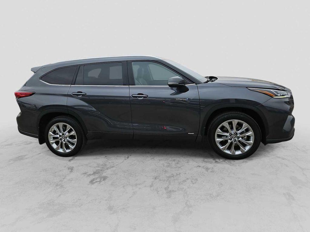 used 2021 Toyota Highlander Hybrid car, priced at $37,140