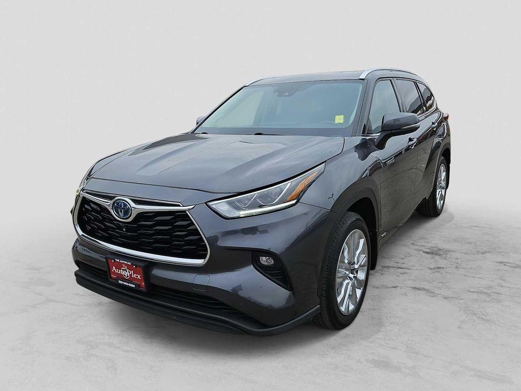 used 2021 Toyota Highlander Hybrid car, priced at $37,140