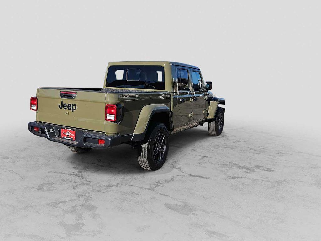 new 2026 Jeep Gladiator car, priced at $51,020
