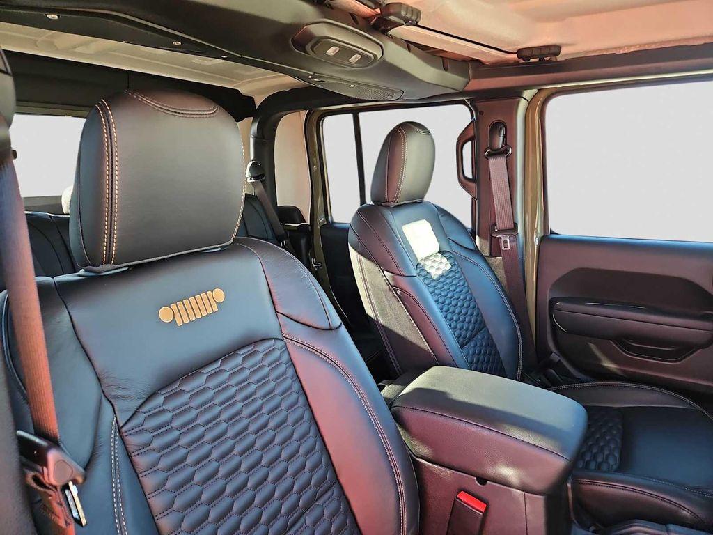 new 2026 Jeep Gladiator car, priced at $51,020