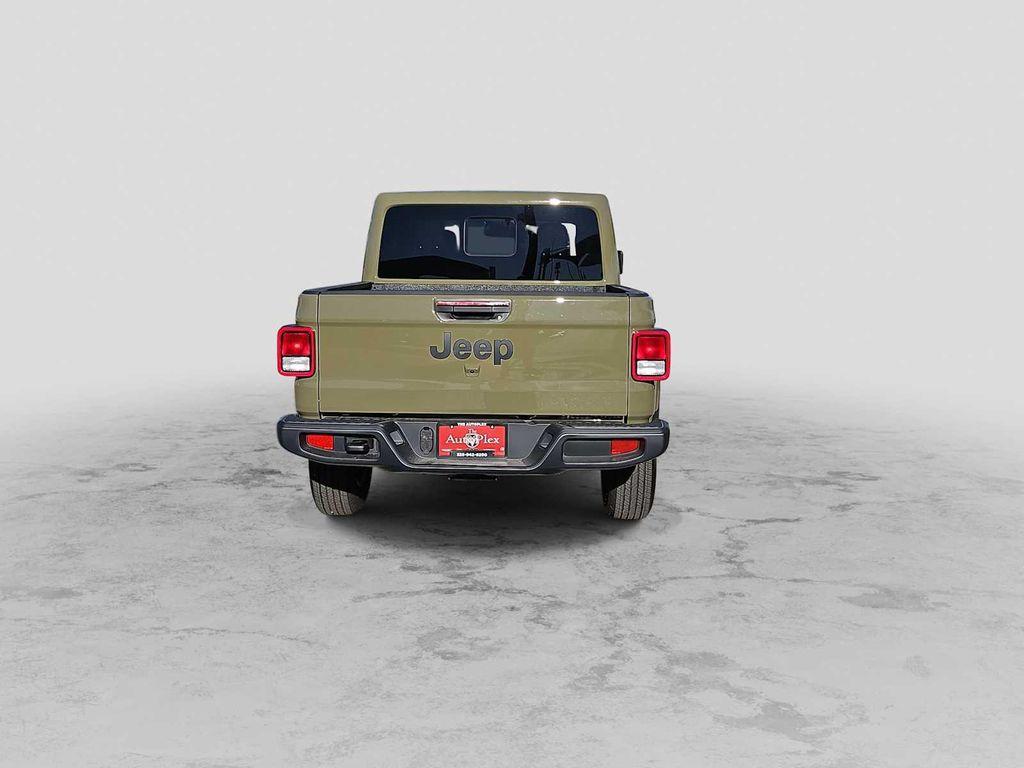 new 2026 Jeep Gladiator car, priced at $51,020