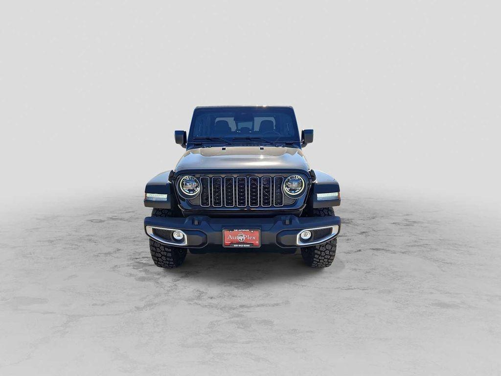 new 2026 Jeep Gladiator car, priced at $48,610