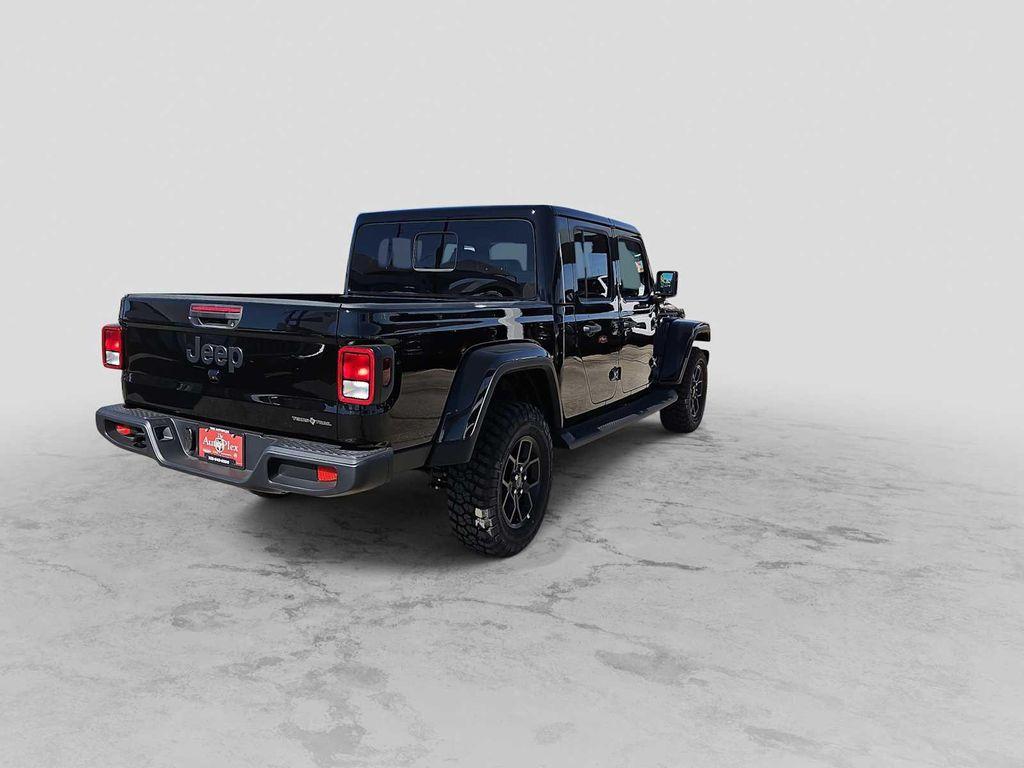 new 2026 Jeep Gladiator car, priced at $48,610