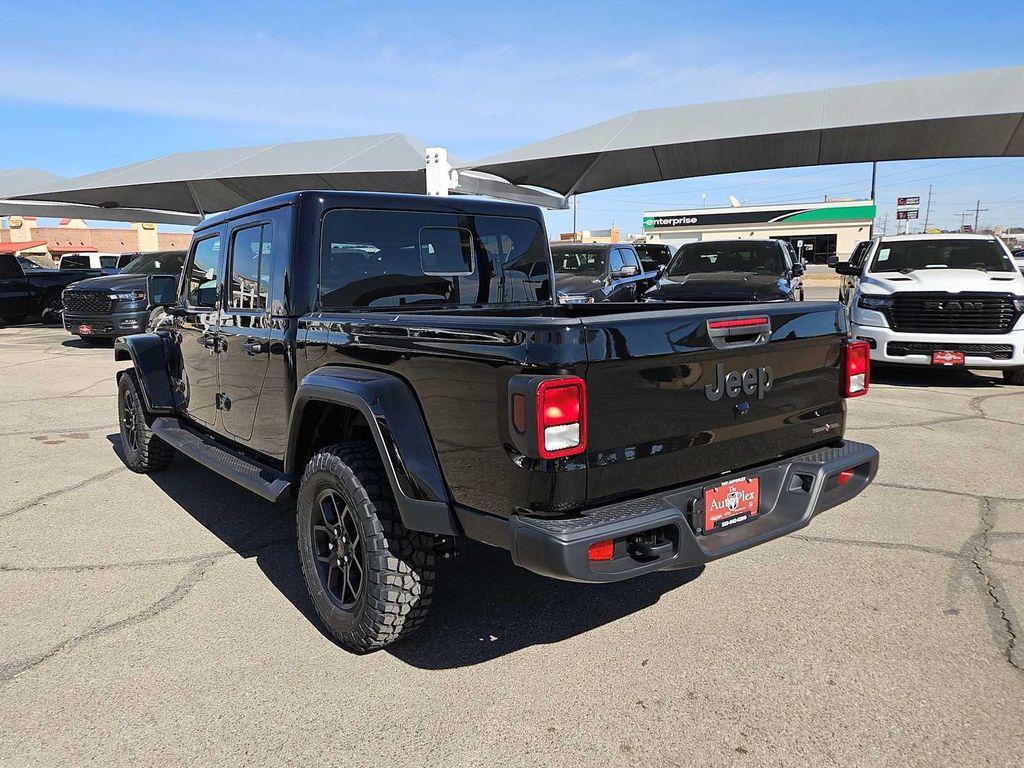 new 2026 Jeep Gladiator car, priced at $48,610