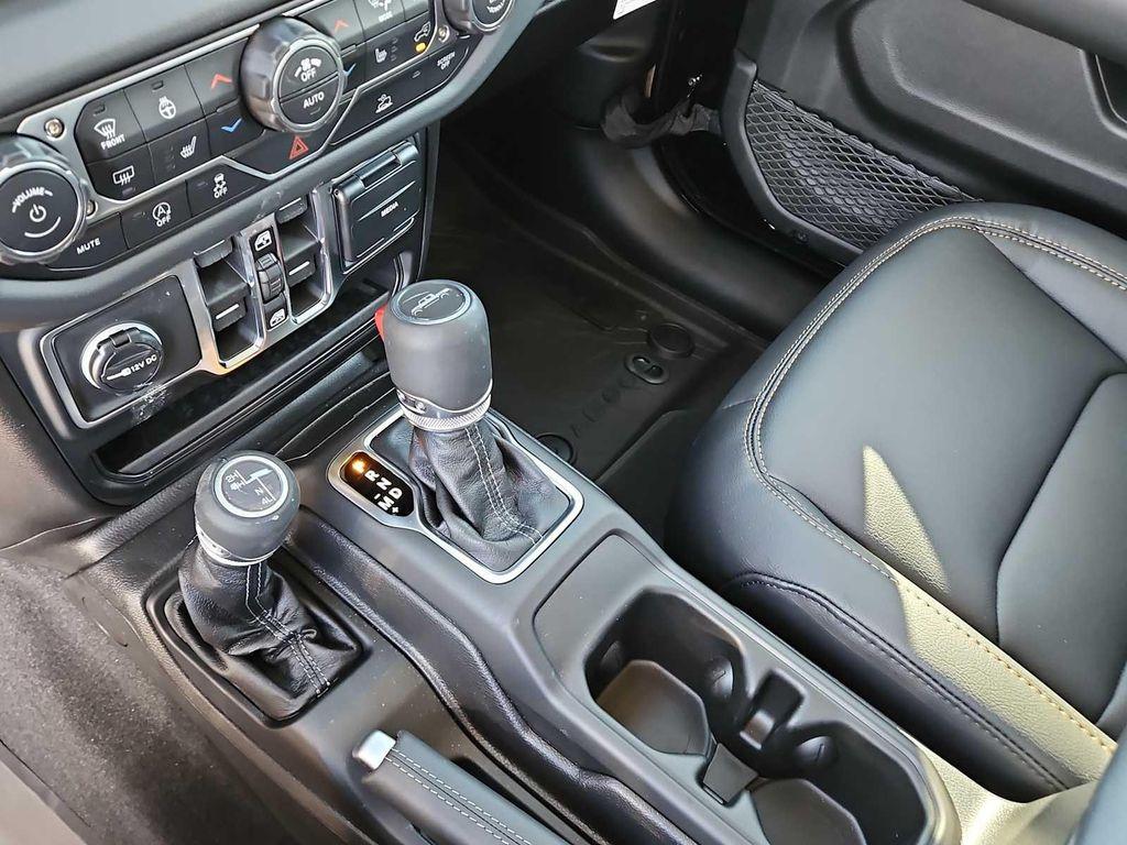 new 2026 Jeep Gladiator car, priced at $48,610