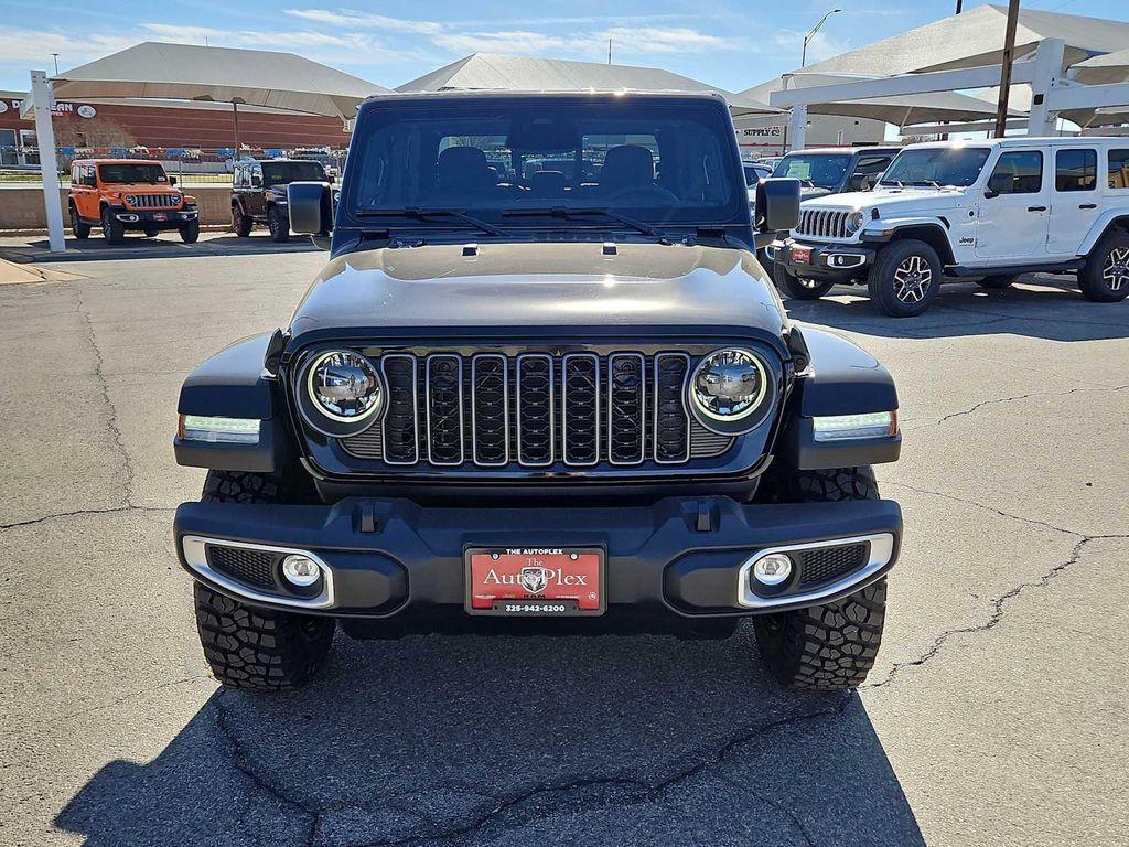new 2026 Jeep Gladiator car, priced at $48,610