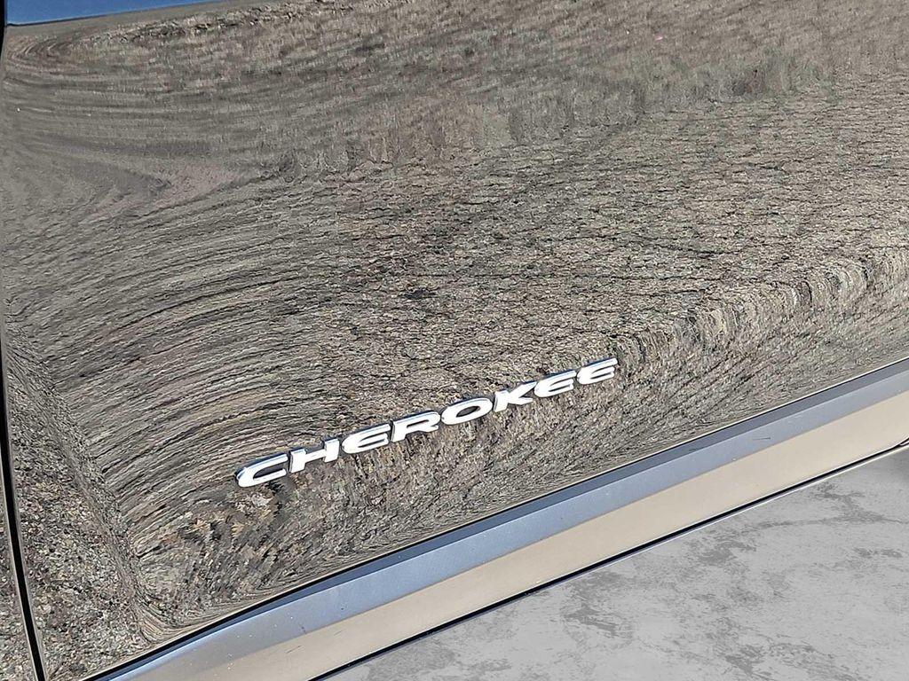 used 2022 Jeep Cherokee car, priced at $22,778
