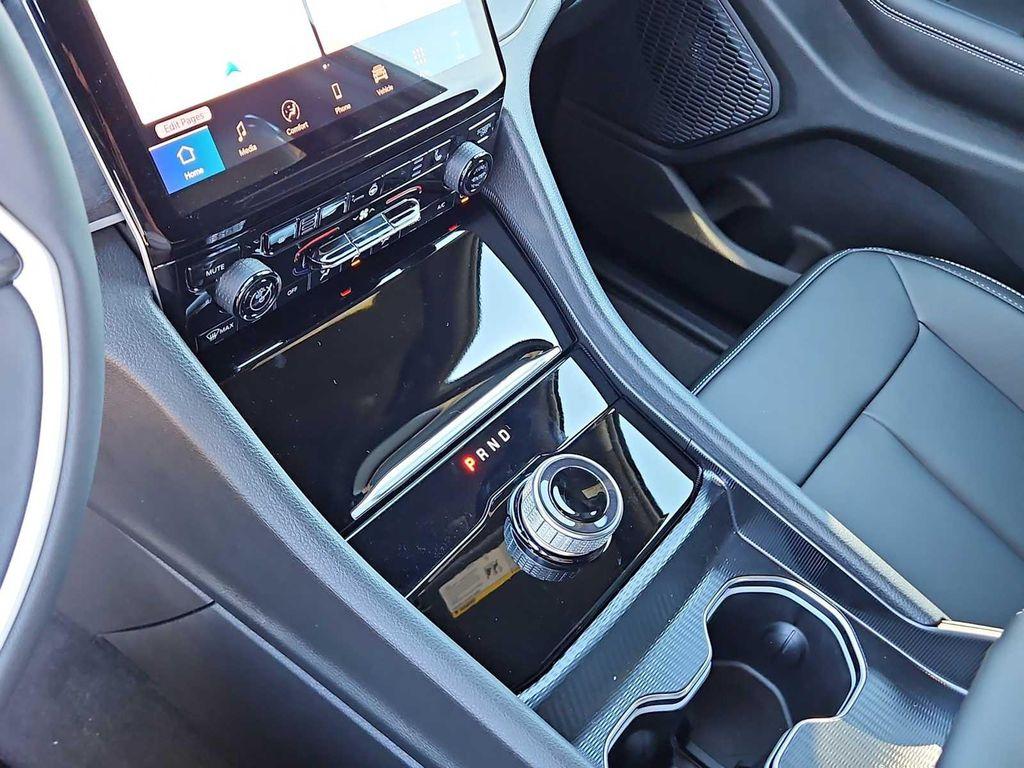 new 2025 Jeep Grand Cherokee car, priced at $45,910