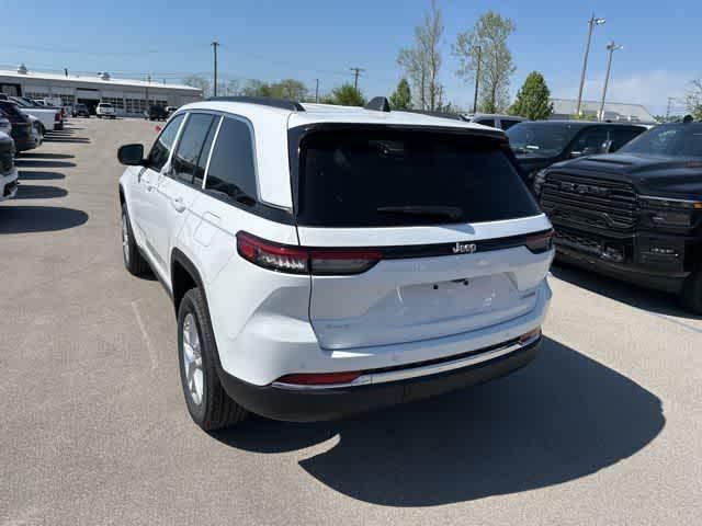 new 2026 Jeep Grand Cherokee car, priced at $39,121