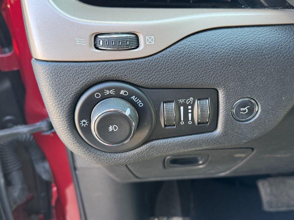 used 2016 Jeep Cherokee car, priced at $14,800