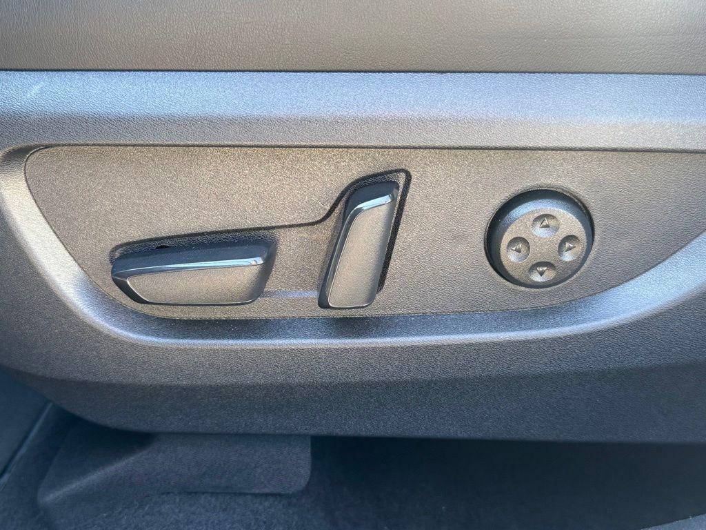 used 2025 INFINITI QX55 car, priced at $43,200