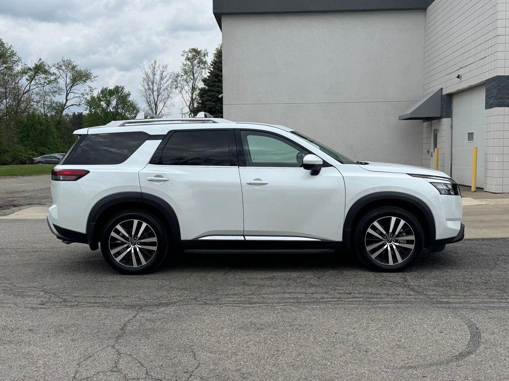 used 2025 Nissan Pathfinder car, priced at $45,800