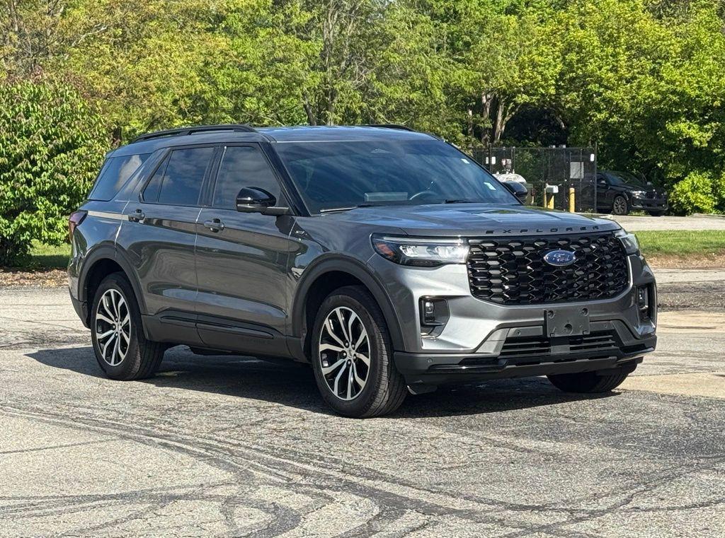 used 2025 Ford Explorer car, priced at $38,600