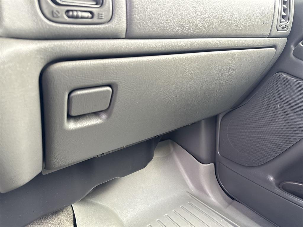 2006 Graystone Metallic Chevrolet Silverado 1500