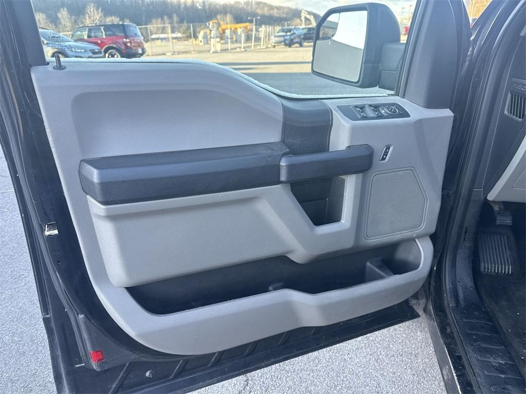 used 2016 Ford F-150 car, priced at $16,900