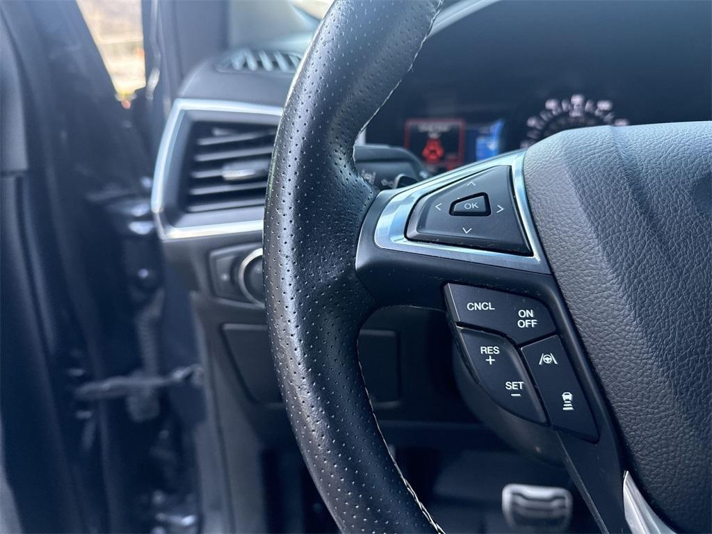 used 2022 Ford Edge car, priced at $25,575