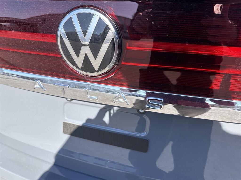 used 2025 Volkswagen Atlas car, priced at $41,480
