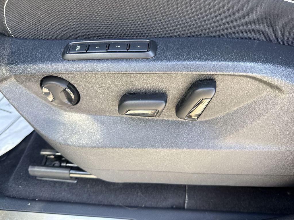 used 2025 Volkswagen Atlas car, priced at $40,890