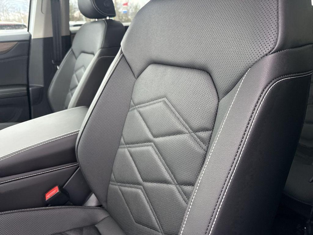 new 2026 Volkswagen Atlas car