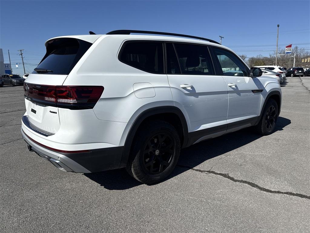 used 2025 Volkswagen Atlas car, priced at $40,880