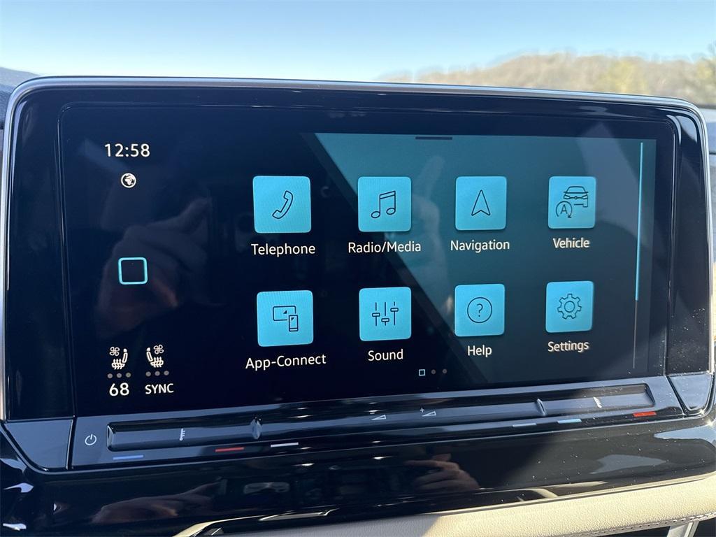 new 2026 Volkswagen Atlas car, priced at $48,478