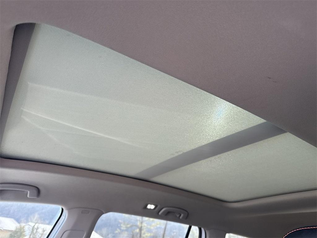 used 2024 Volkswagen Atlas car, priced at $39,580