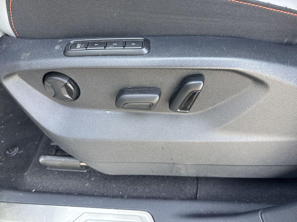 used 2024 Volkswagen Atlas car, priced at $37,850