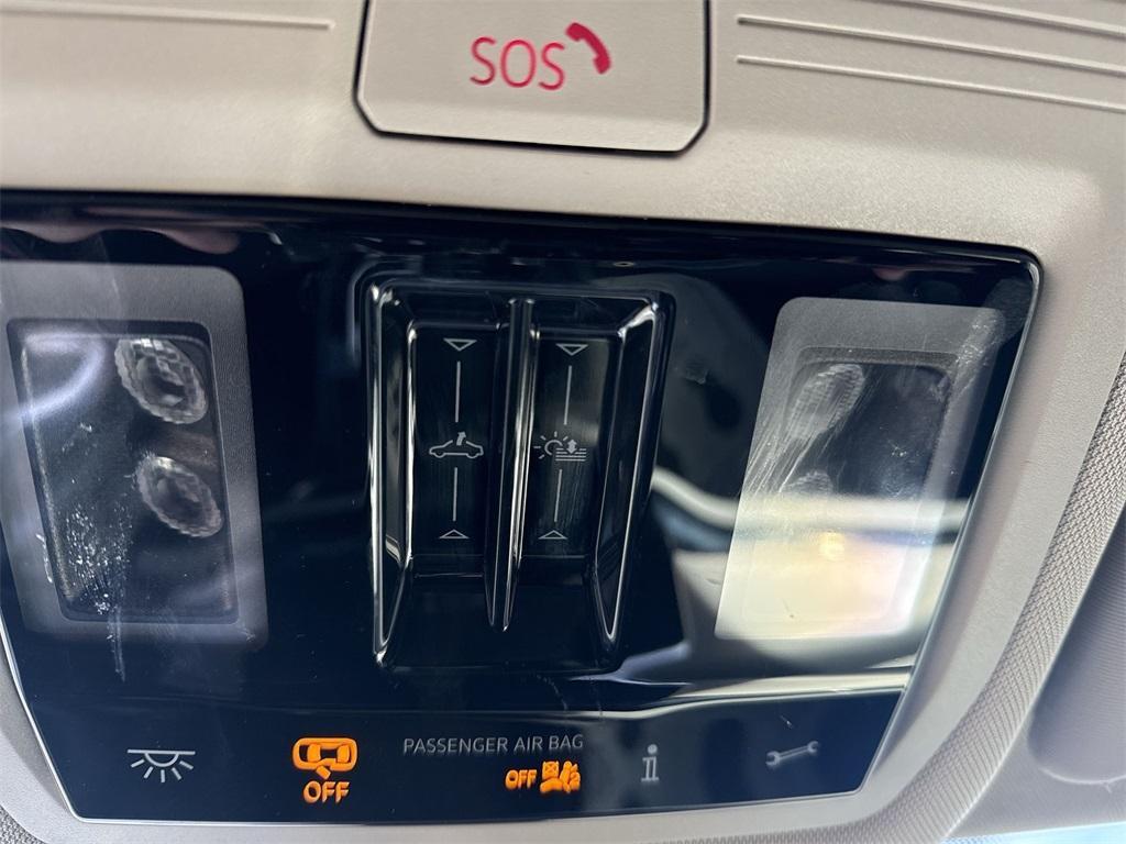 used 2024 Volkswagen Atlas car, priced at $39,580