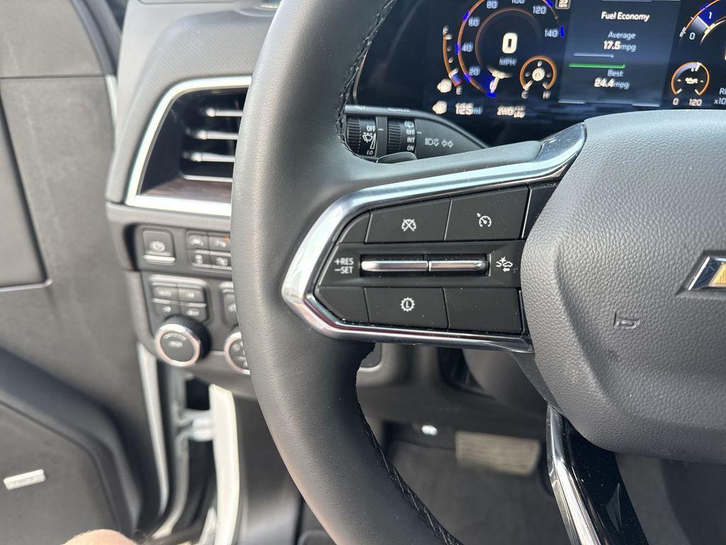 used 2025 Chevrolet Suburban car, priced at $75,900