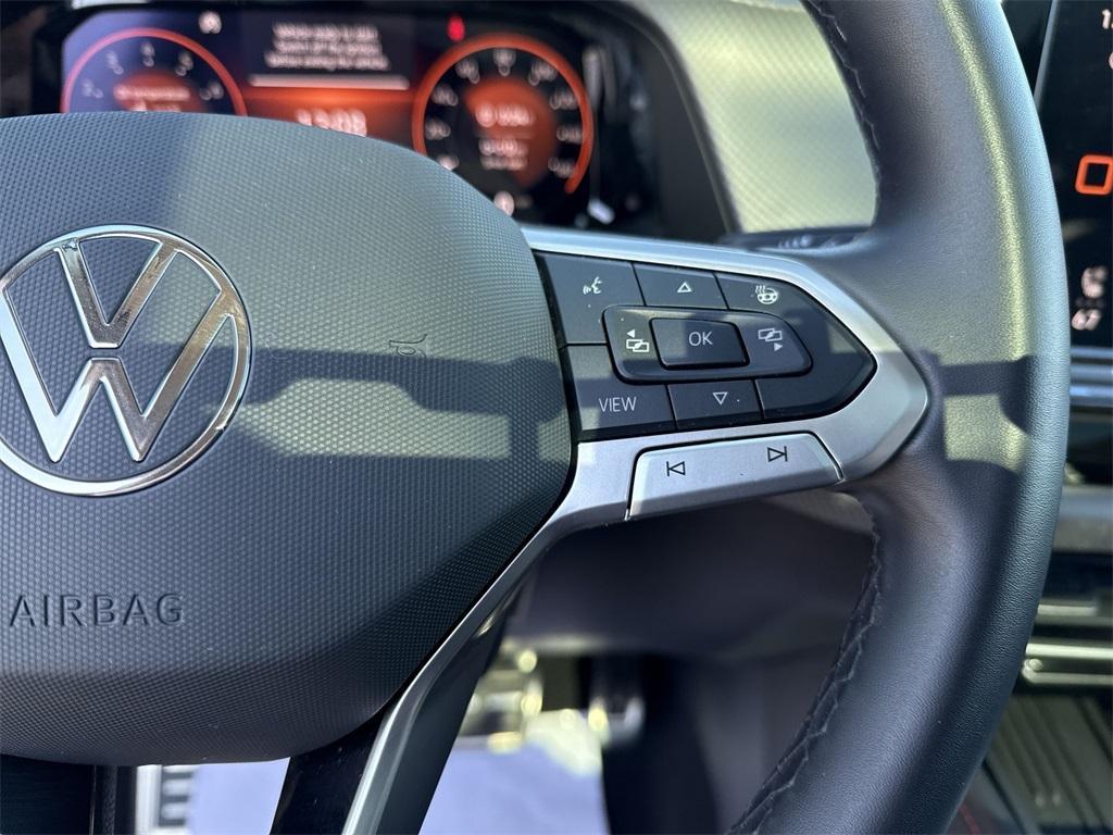 used 2025 Volkswagen Atlas car, priced at $41,400