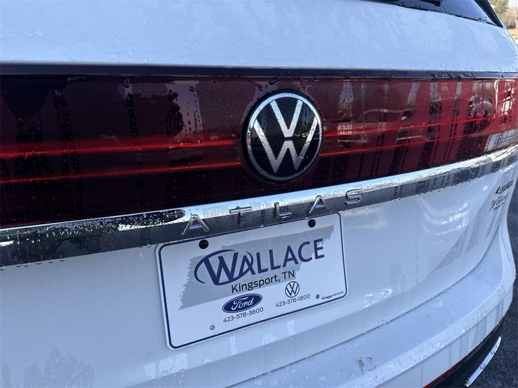 new 2026 Volkswagen Atlas car